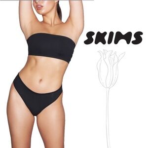 NWT Skims Fits Everybody Bandeau, Onyx, Medium